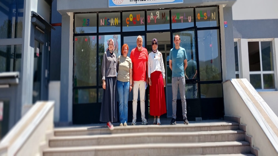  BOLU’DA YILDIZLI 100 PUAN! / MAVİ YEŞİL KALİTE OKUL ETİKETİ